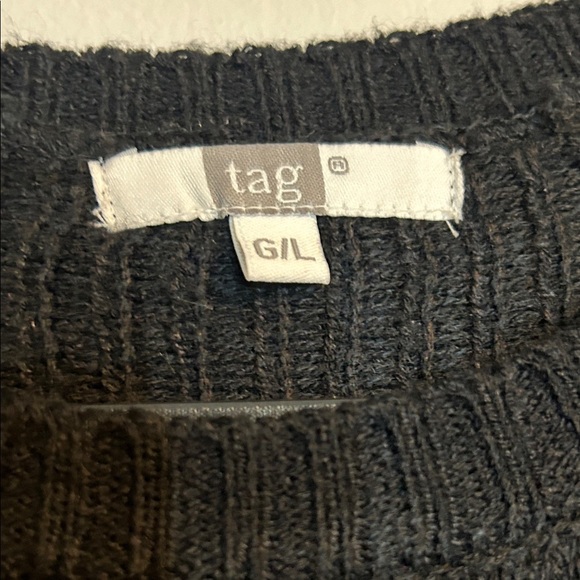 Tag Black and Red Festive Crewneck Sweater - Picture 2 of 8